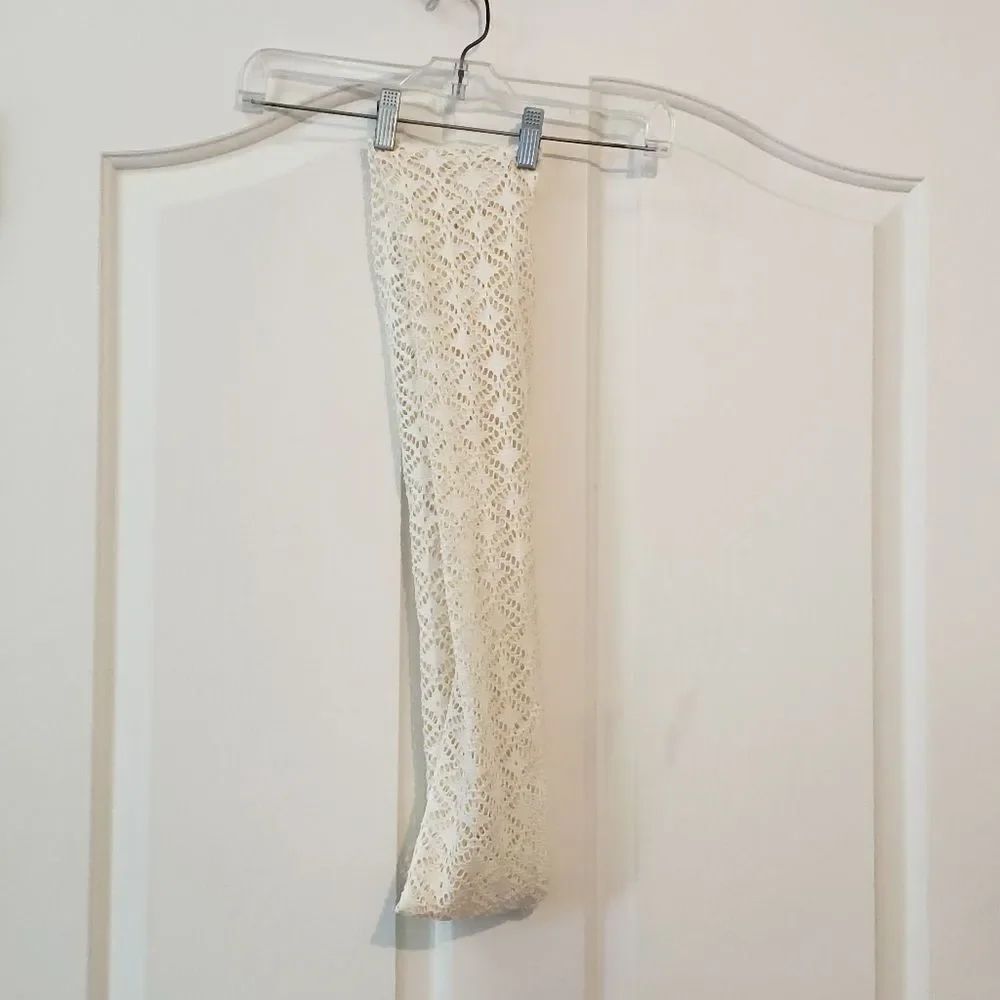 Cream Lacy Infinity Scarf - Picture 2 of 2